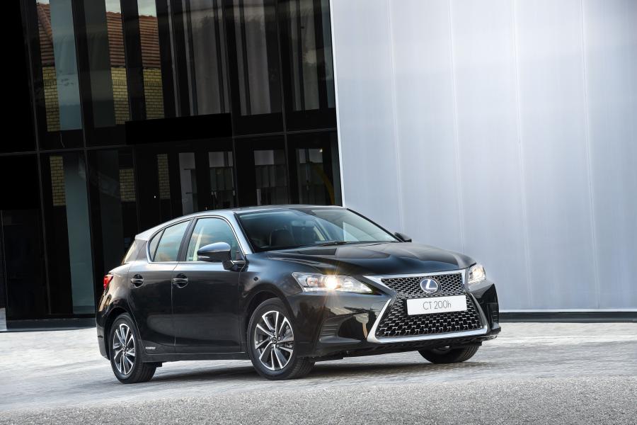  Lexus CT200h 2018 года  (ZA) (фото 11 из 40)